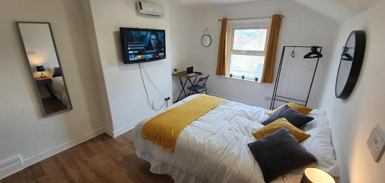 Fast Broadband, Budget Stay, Free Netflix. Κάρντιφ Εξωτερικό φωτογραφία
